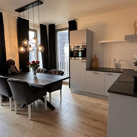 Apartment Sweet Penthouse *